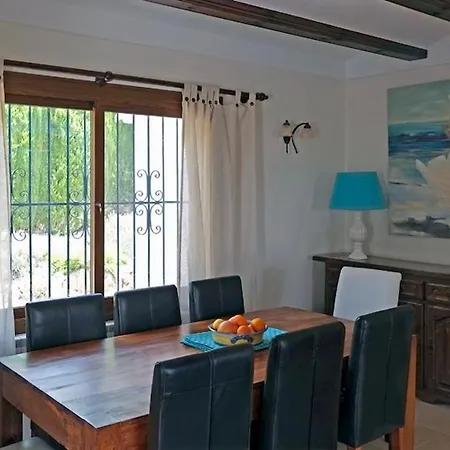 Georgianna Villa *